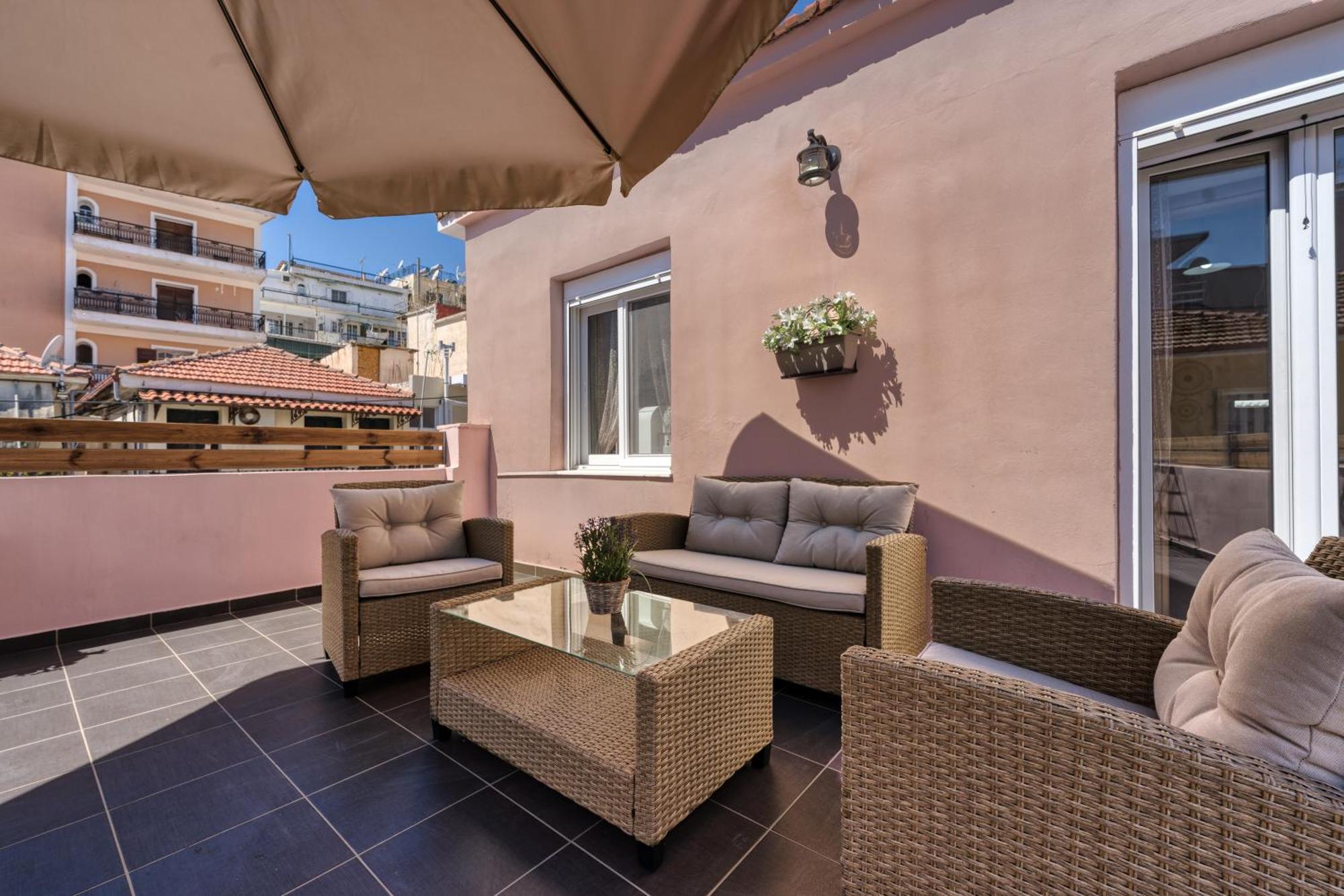 Dennis City Center Elegant Apartment Zakynthos Town Exterior photo